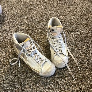 nike blazers size 7.5